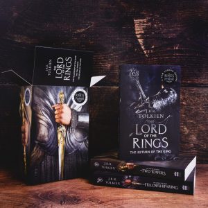 The Lord of the Rings Boxed Set: The Classic Bestselling Fantasy Novel